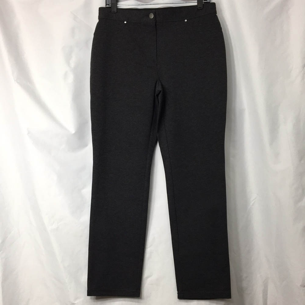 Chicos Women’s Heather Gray Dress Pants Size 0.5 Short Like-NEW Condition